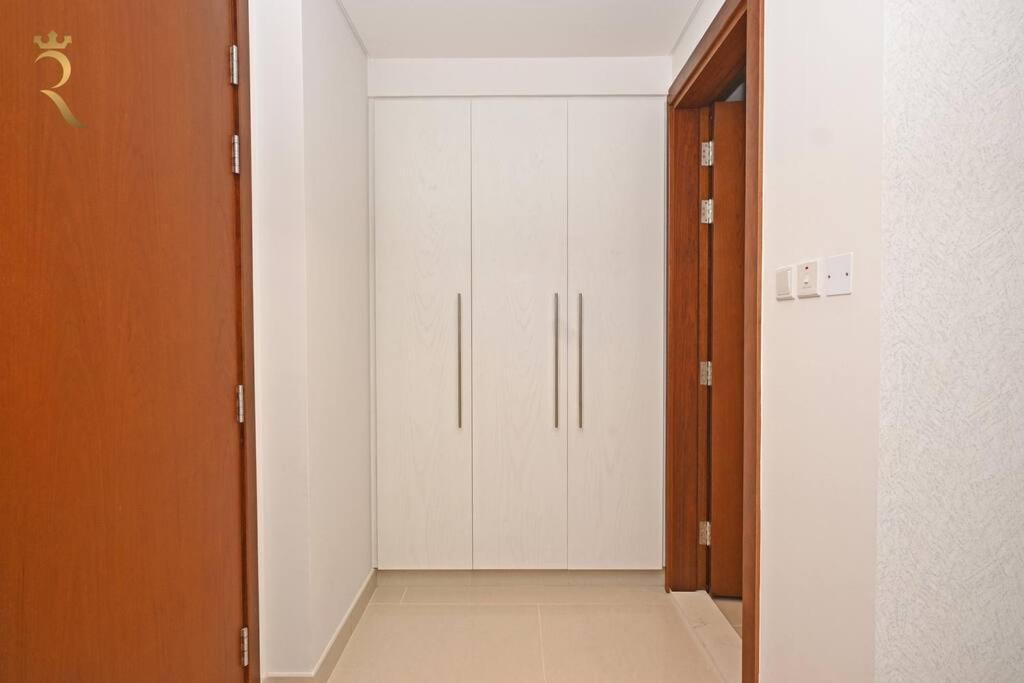 Al Reem Paragon 1br Abu Dhabi