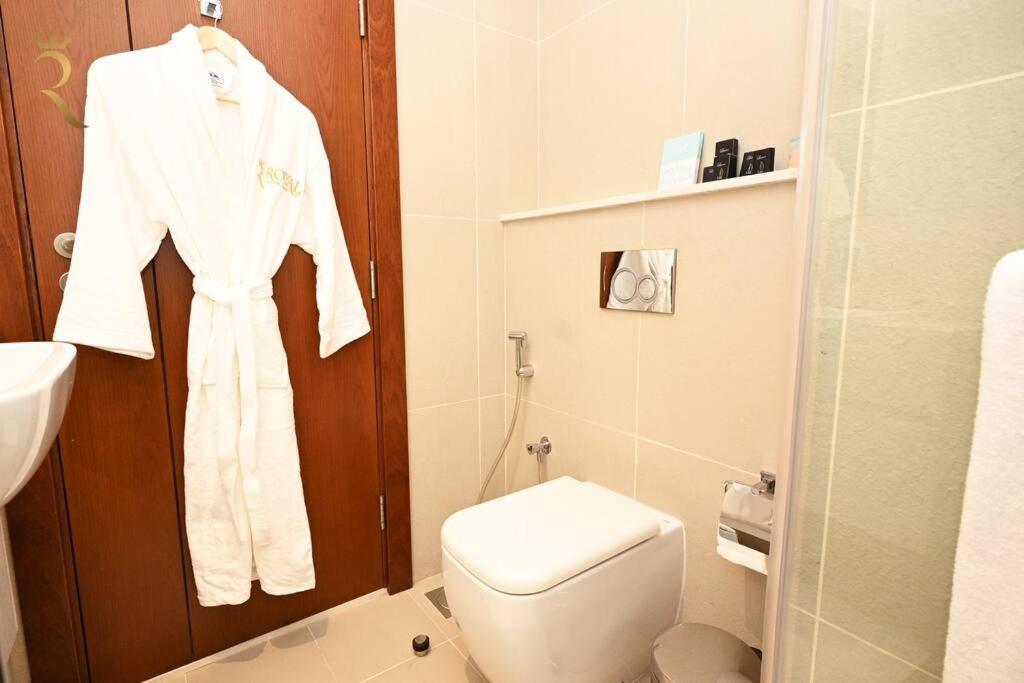 Al Reem Paragon 1br Apartment *