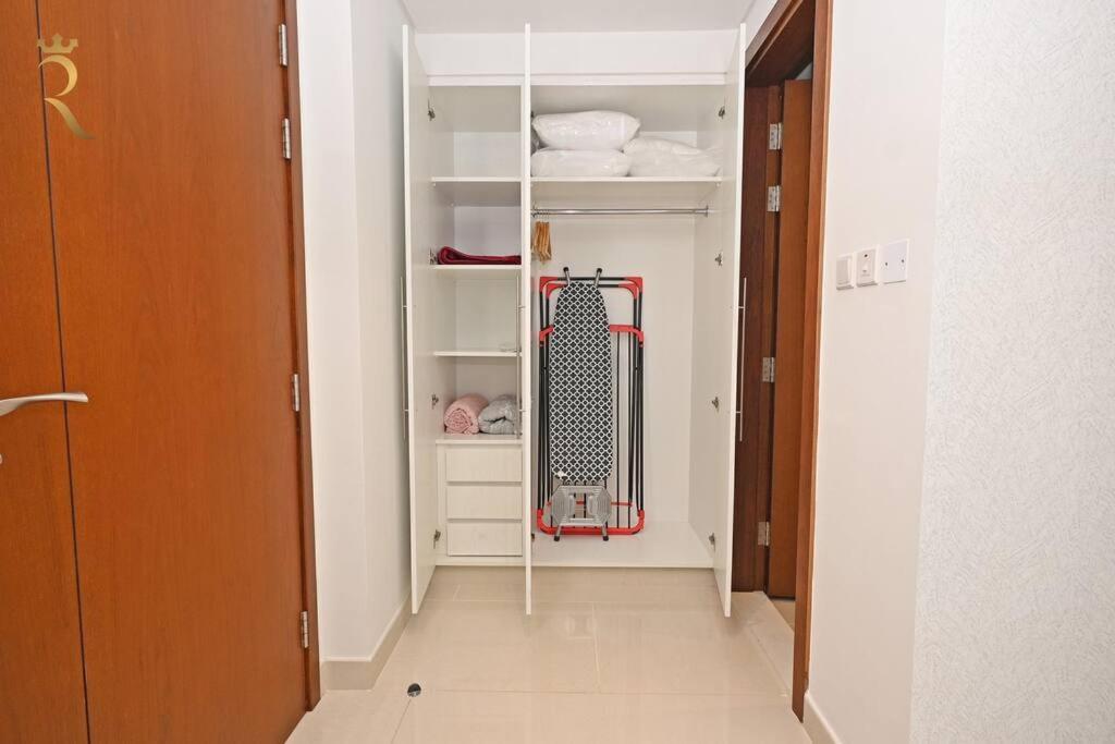 Apartment Al Reem Paragon 1br